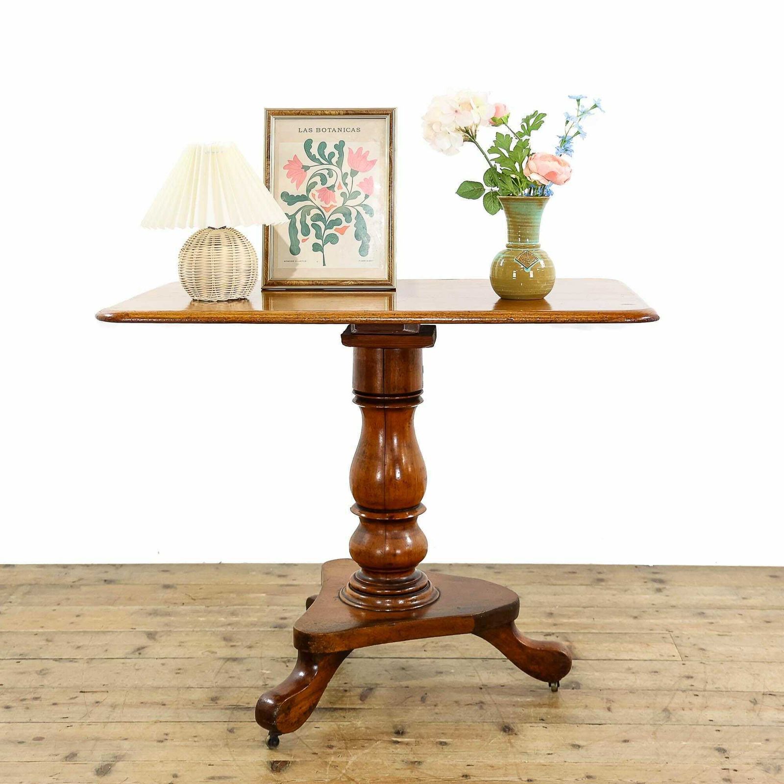 Antique Victorian Mahogany Side Table | Antique Table | Antique Oak Table | Side Table | Antique Furniture (M 5683)
