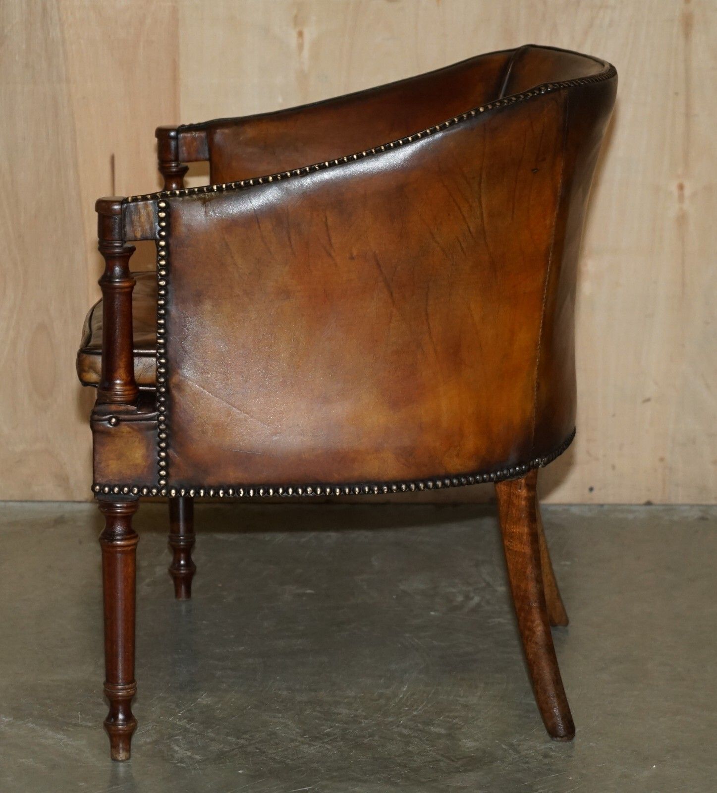 photo vintage Pair Of Hand Dyed Brown Leather Thomas Chippendale Chesterfield Tub Armchairs