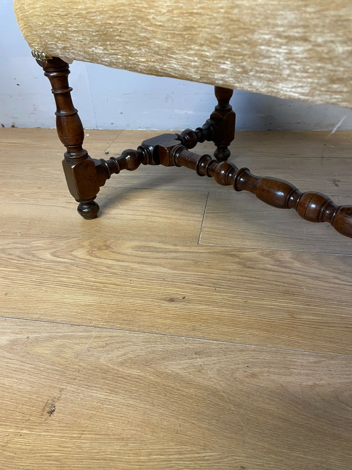 Late C19th Walnut Bobbin Turned Stool photo vinterior