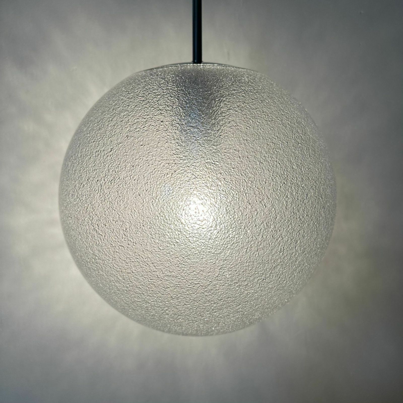 photo vintage Limburg Glashütte Hanglamp, Jaren 1970