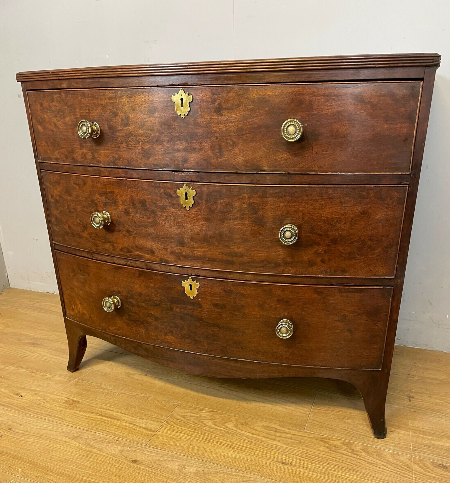 photo furniture Regency Bow Front Three Height Chest Of Drawers Circa 1820