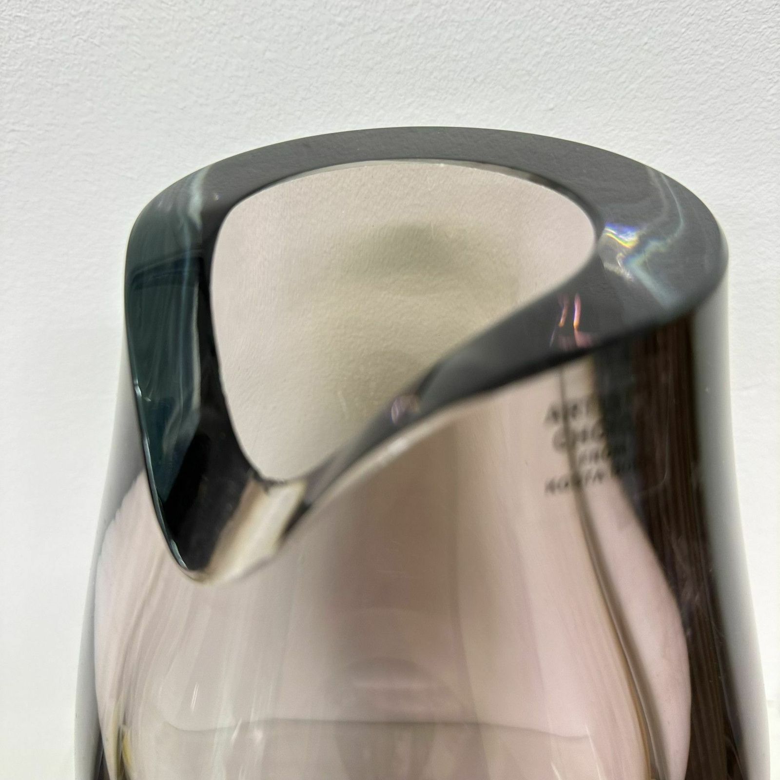 Kosta Boda Art Glass Vase 'Opus' Göran Wärff, 2006 photo vinterior