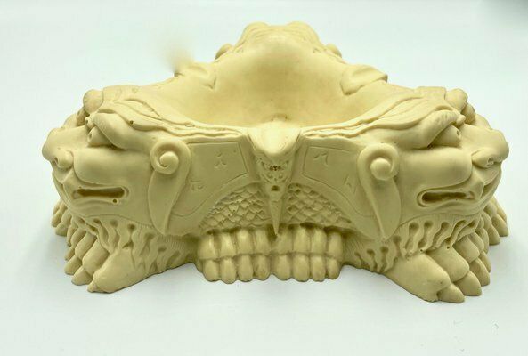 Chinese Faux Ivory Foo Dog Resin Ashtray, 1960s photo 189.0