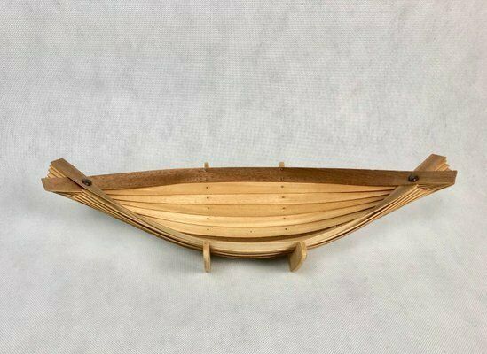 photo furniture Mid Century Wooden Fruit Basket In Boat Shape, 1960s