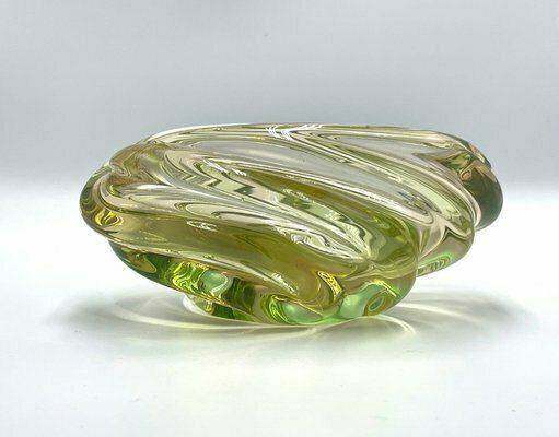 Andromeda Bowl No 5637 Attributed To Jaroslav Beránek For Skrdlovice, 1960s photo Home Decor