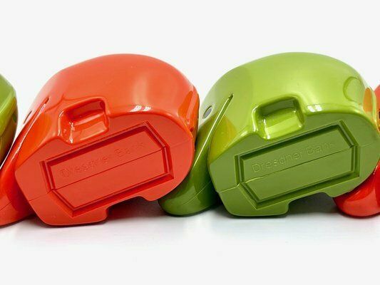 Drumbo Money Boxes By Luigi Colani For Dresdner Bank, 1970s, Set Of 4 photo vinterior