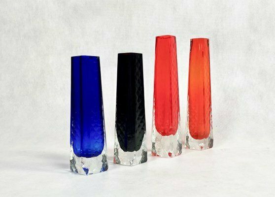 Sommerso Glass Vases From Veb Kunstglas Wasungen, 1970s, Set Of 4 photo for sale