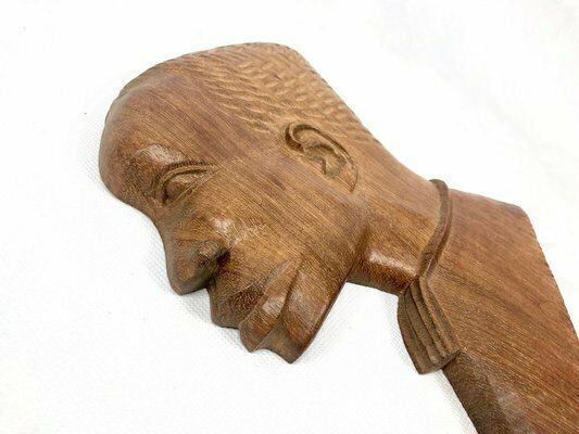photo vintage Vintage Wooden Carved African Man & Woman Wall Hanging Sculptures, Set Of 2