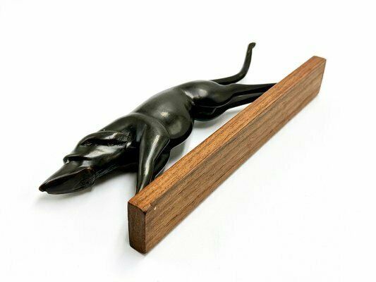 Vintage Art Deco Style Carved Hunting Dog Figurine, 1950s photo vinterior