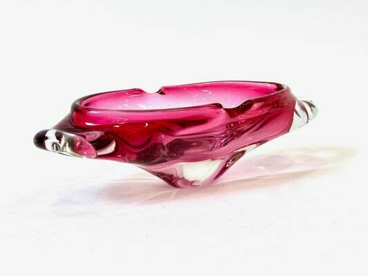 Art Glass Ashtray Attributed To Miloslav Klinger For železný Brod, 1960s photo vinterior