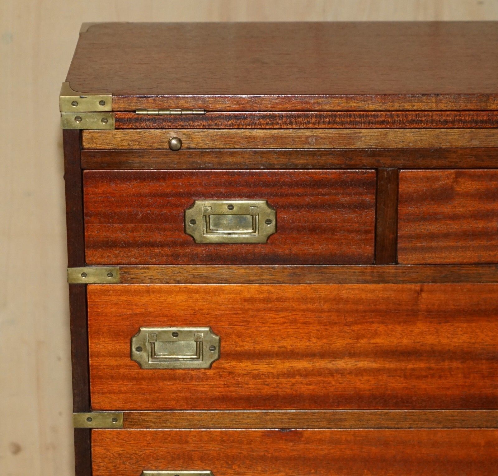 Stunning Vintage Military Campaign Butlers Table Chest Of Drawers Extending Top photo 1850.0
