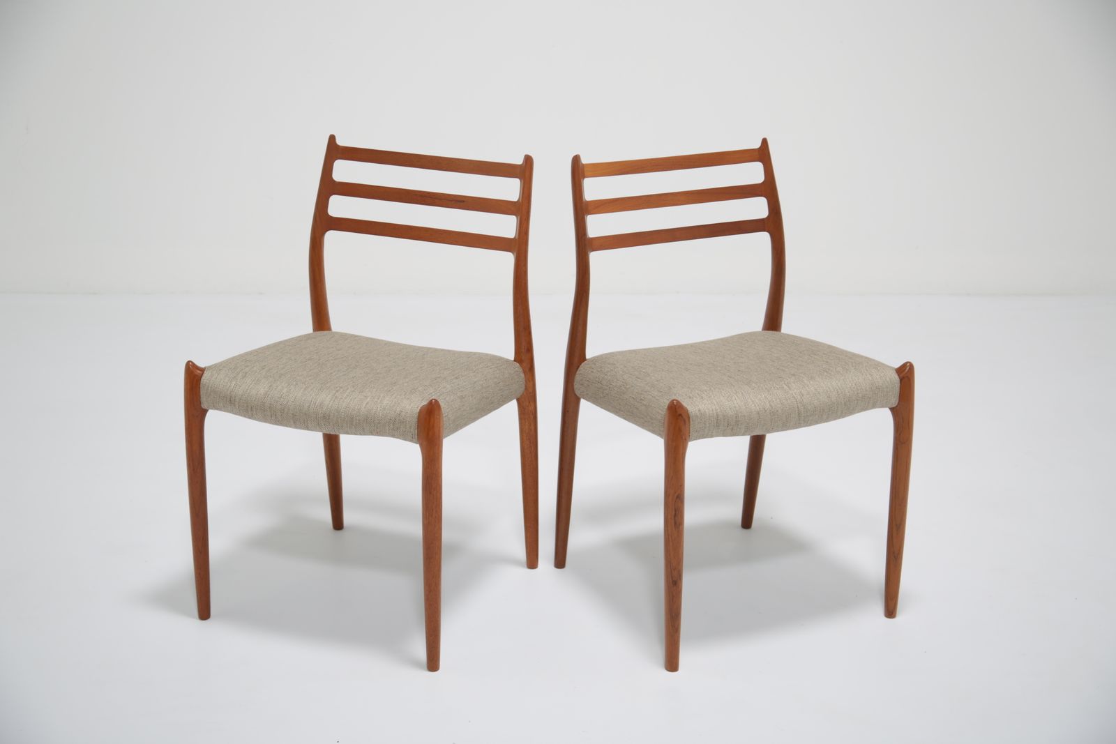 photo furniture Vintage Set Of 8 Danish Teak Dining Chairs Model 78 By Niels Otto Moller, 1960s