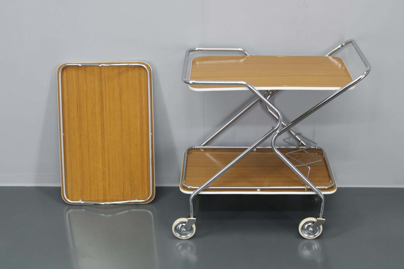 1970s Trolley /Serving Cart, Italy photo vinterior