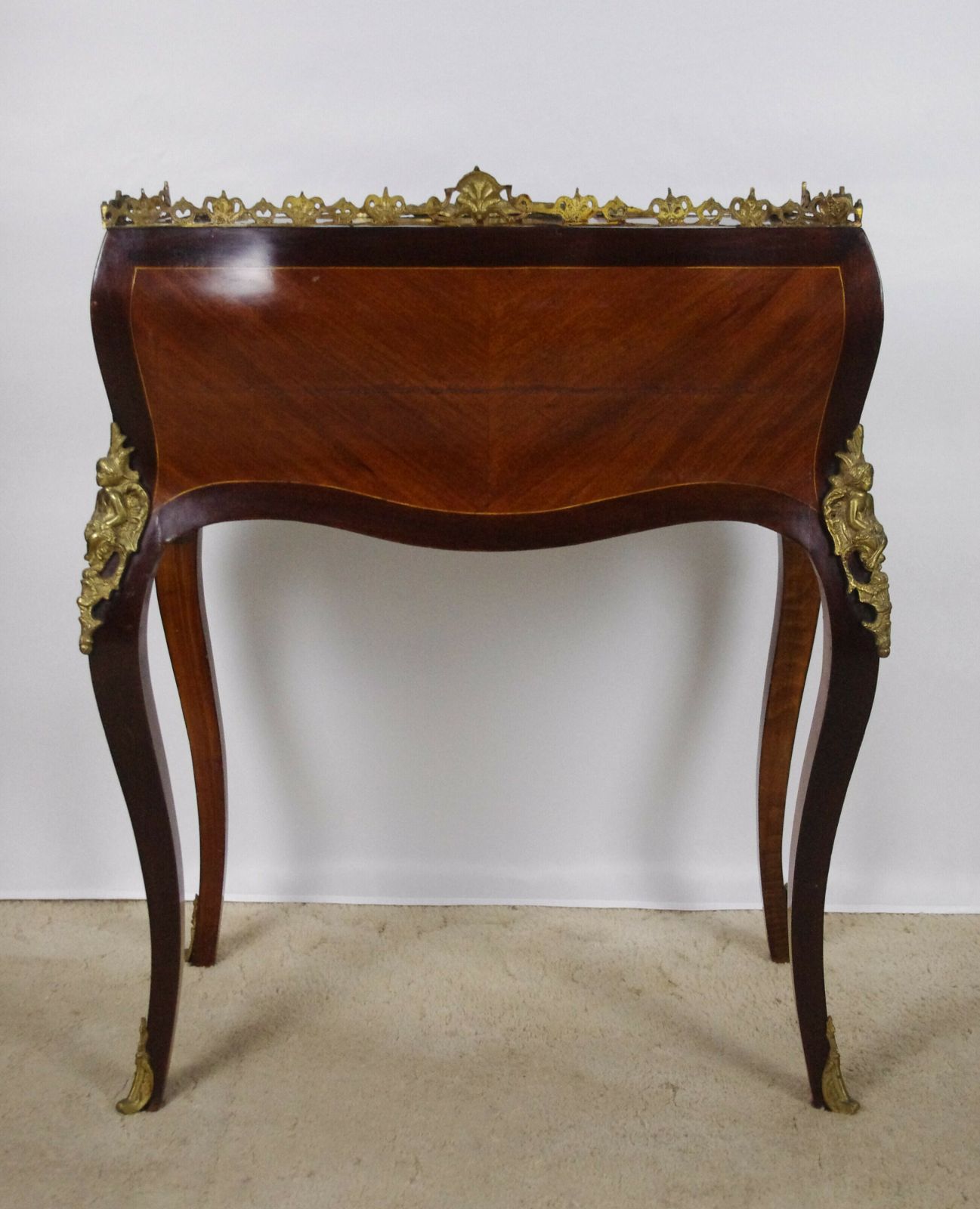 photo vinterior French Louis XV Style Bureau De Dame With Gilt Metal Mounts