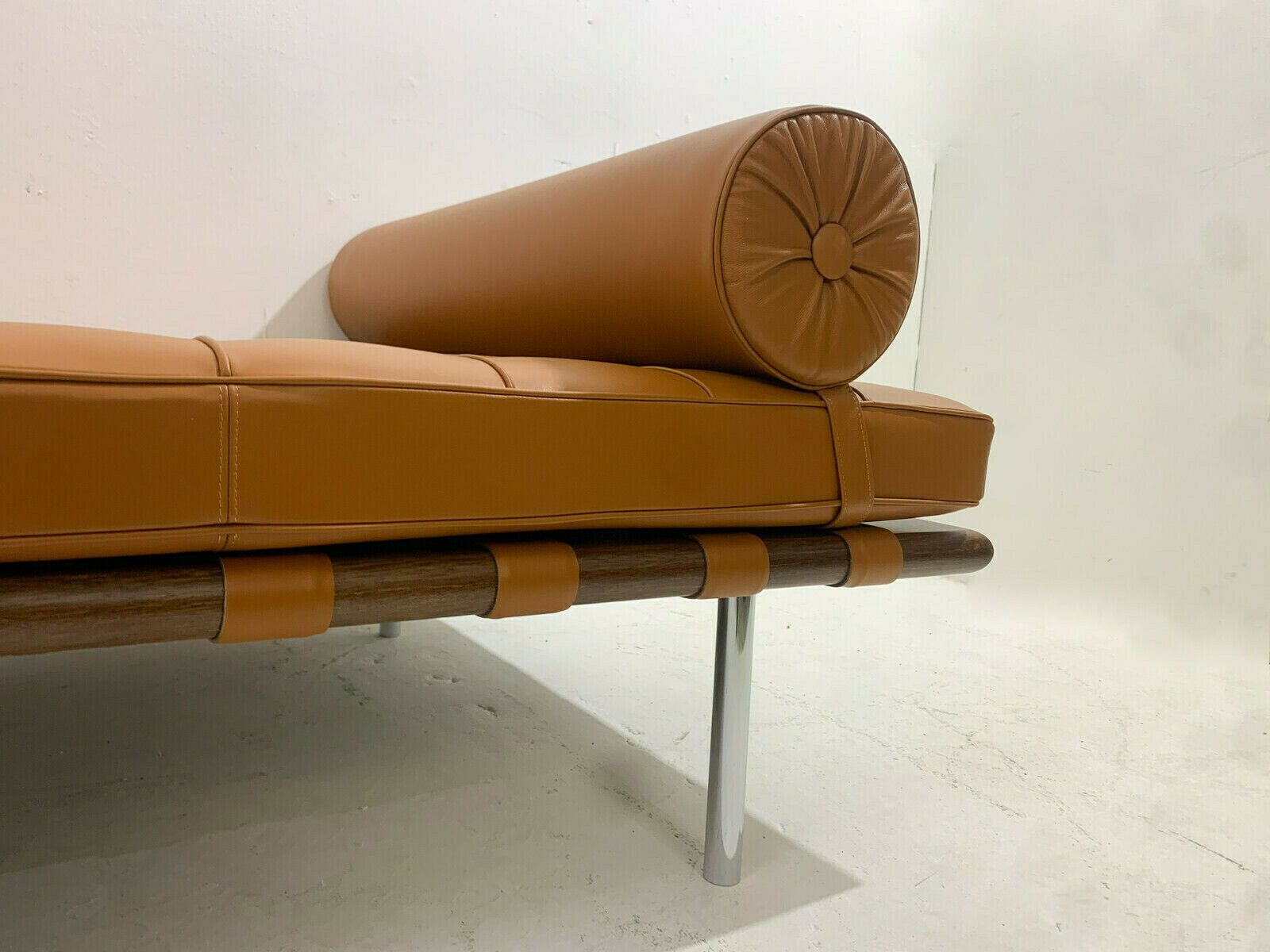 Mid Century "Barcelona" Daybed By Ludwig Mies Van Der Rohe For Knoll photo 8760.0