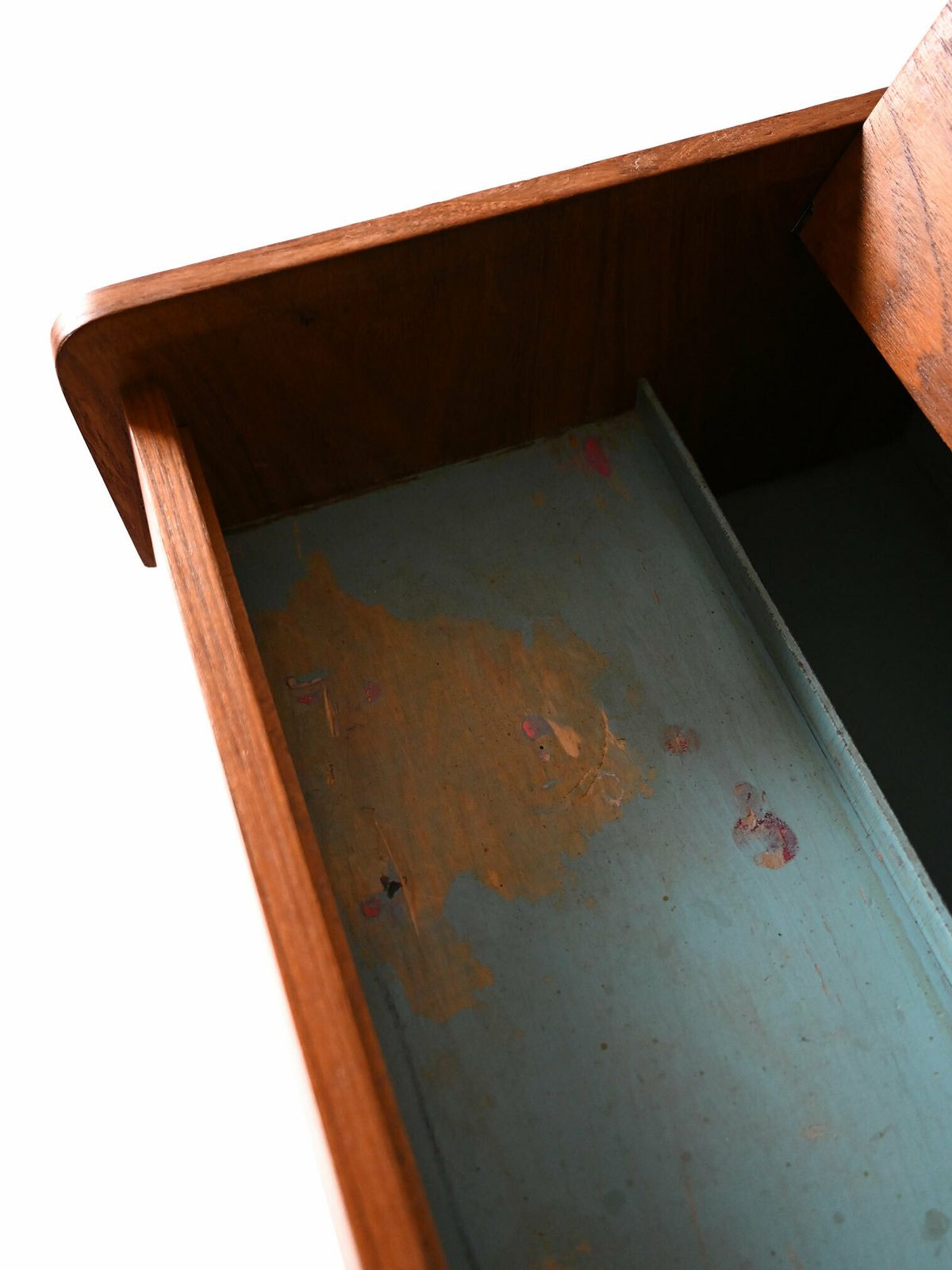 Furniture Scandinavian Coffee Table With Tilting Top photo