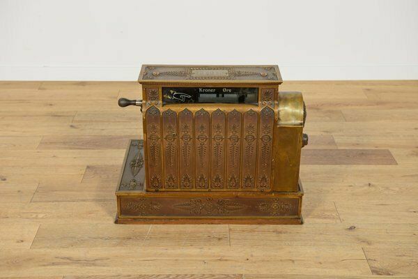 Antique American Cash Register, 1890s photo vinterior