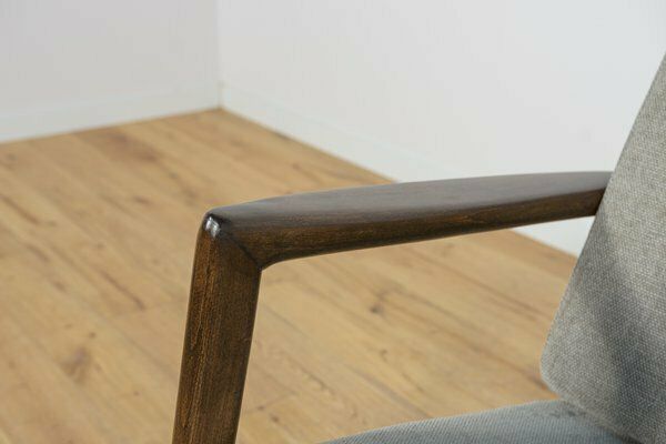 801.0 Model 300 139 Chair From Swarzędz Factory, 1960s photo
