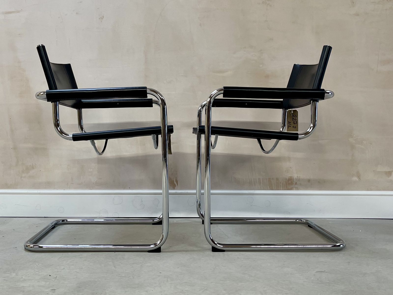 Pair 2 Dining Visitor Occasional  Black Leather S34 Cantilever Bauhaus 2 Dining Chairs By Mart Stam & Marcel Breuer  Fasem Matching Set Of Two photo buy