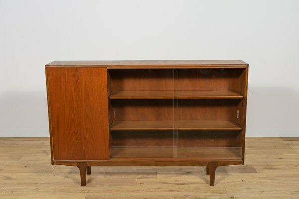 Mid Century Teak Bookshelf From McIntosh, 1960s