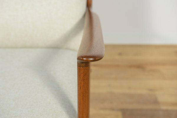 Furniture Pj112 Armchair By Ole Wanscher For Poul Jeppesens, Denmark, 1960s photo