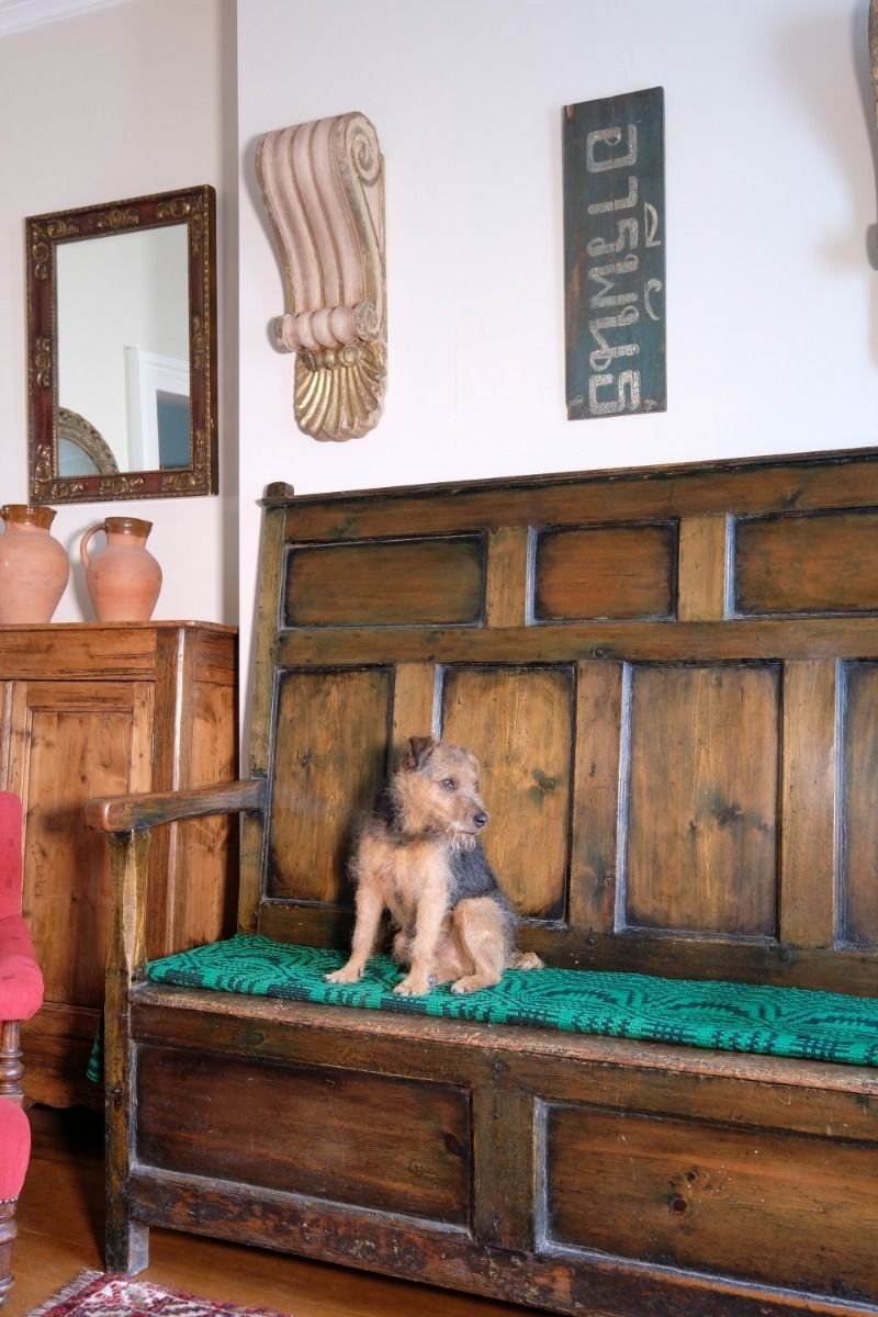19th Century Welsh Oak Settle With Painted Panels & Storage photo vinterior