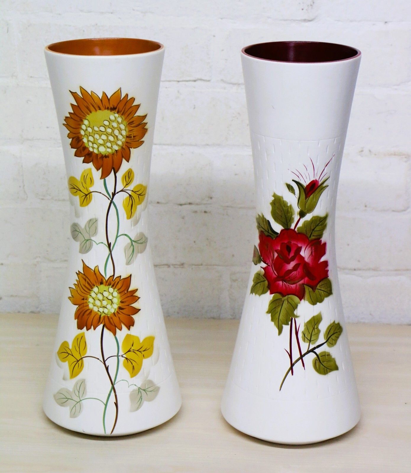 Two Large Ellgreave Vases 1960's Ceramic Mid Century Modern Kitsch  Vgc For Age photo for sale