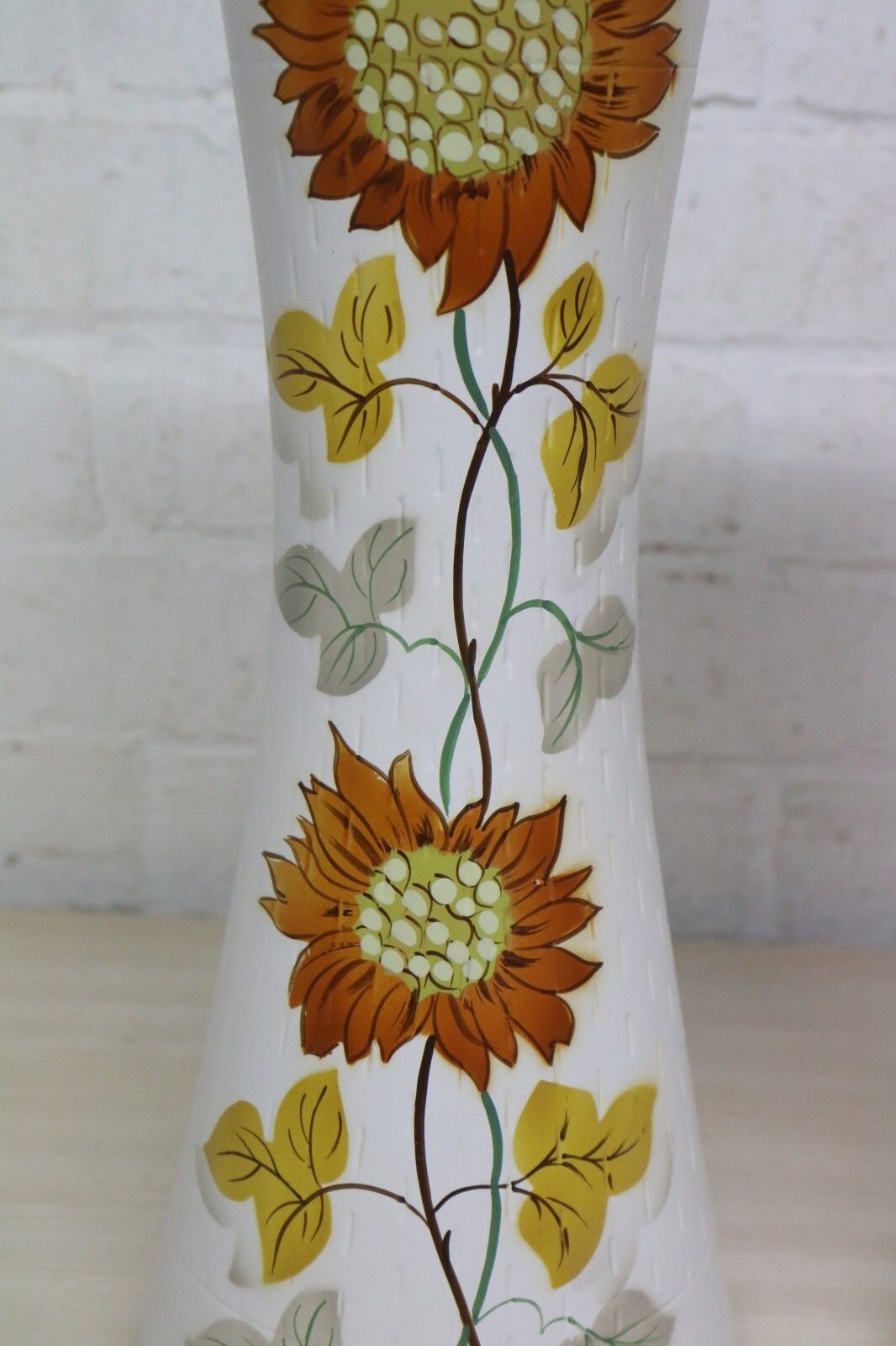 photo for sale Two Large Ellgreave Vases 1960's Ceramic Mid Century Modern Kitsch  Vgc For Age