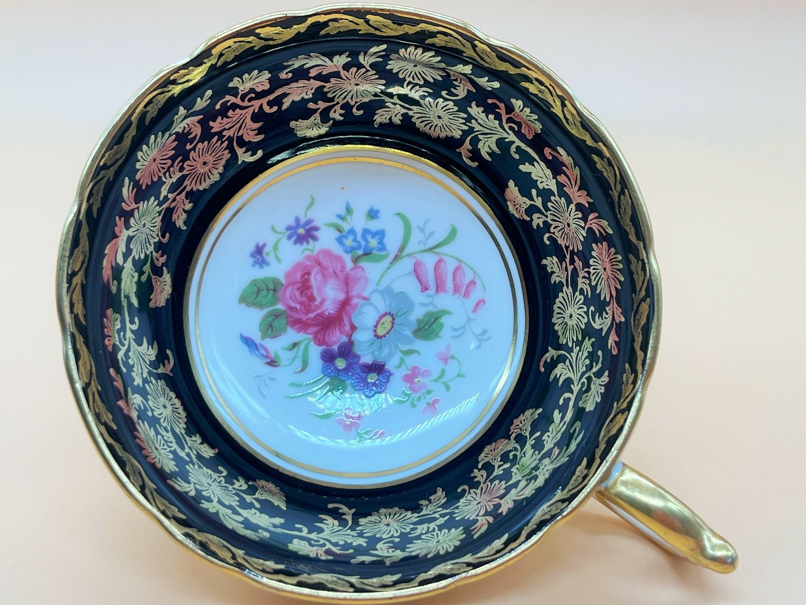 Paragon China Double Warranty Queen Mary Black And Gold With Pink Chintz Centre Tea Cup And Saucer Duo. No. 1334. photo vintage