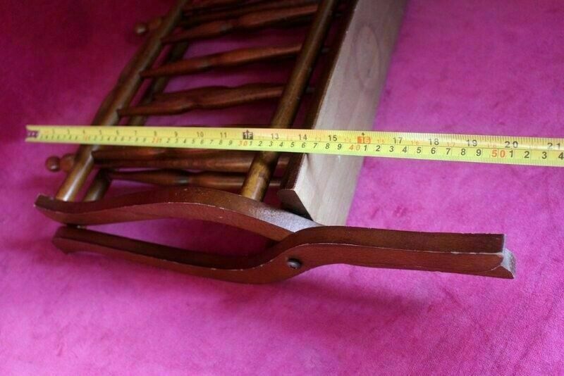 photo vintage Vintage Mid Century Hout Magazine/ Newspaper Rack From Paris