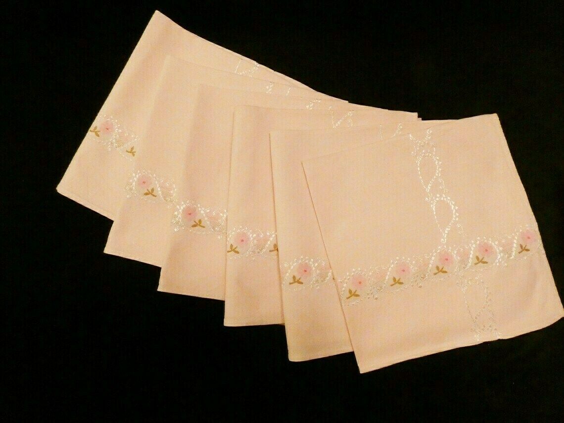 Antique French Napkins Linen Damask Serviettes, Vintage Pale Pink Damask Linen Napkins, Retro French Damask Serviettes 60s photo Textiles
