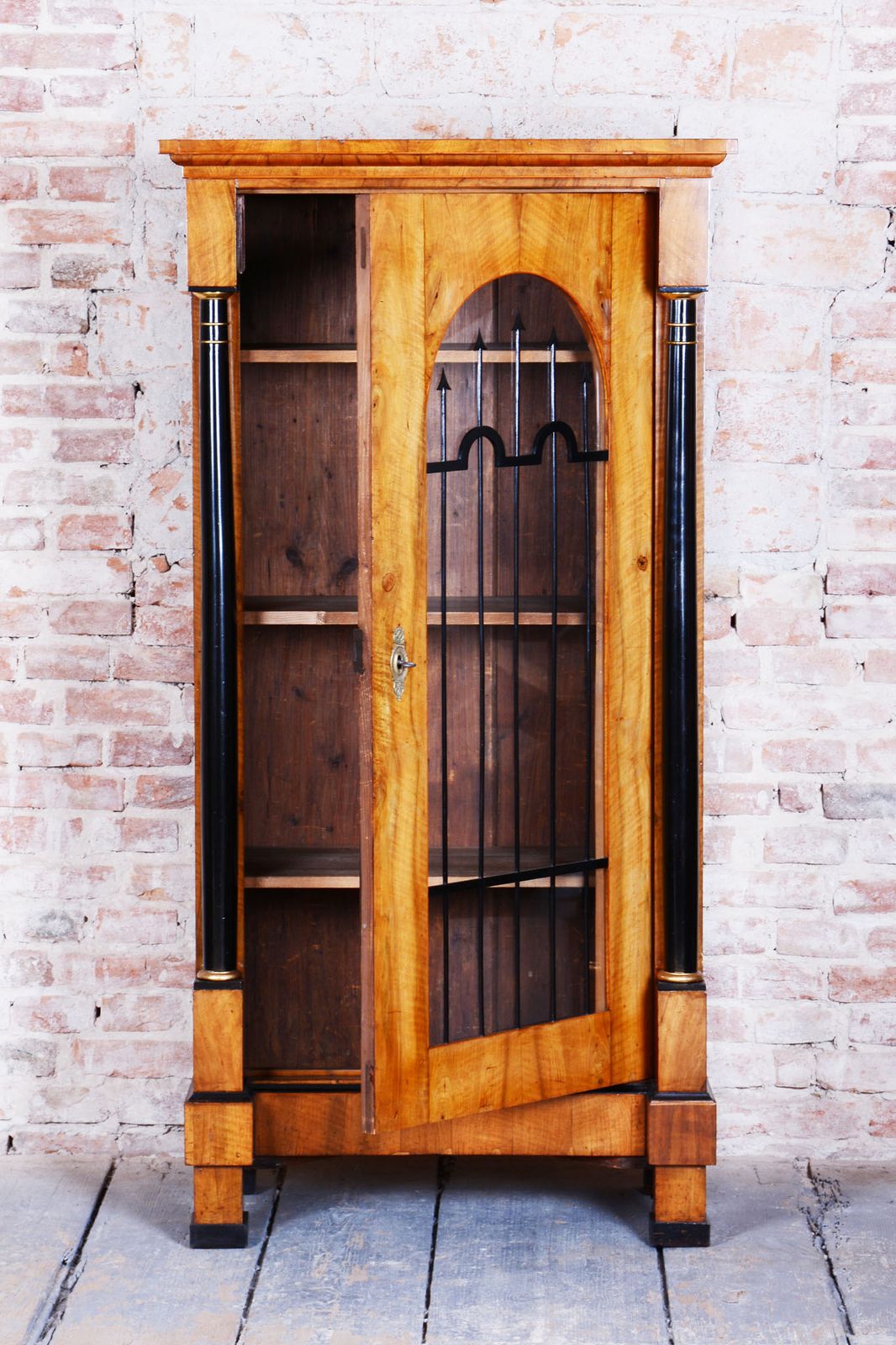 Restored Biedermeier Display Cabinet, Walnut, Glass, 1820s, Austria photo vinterior
