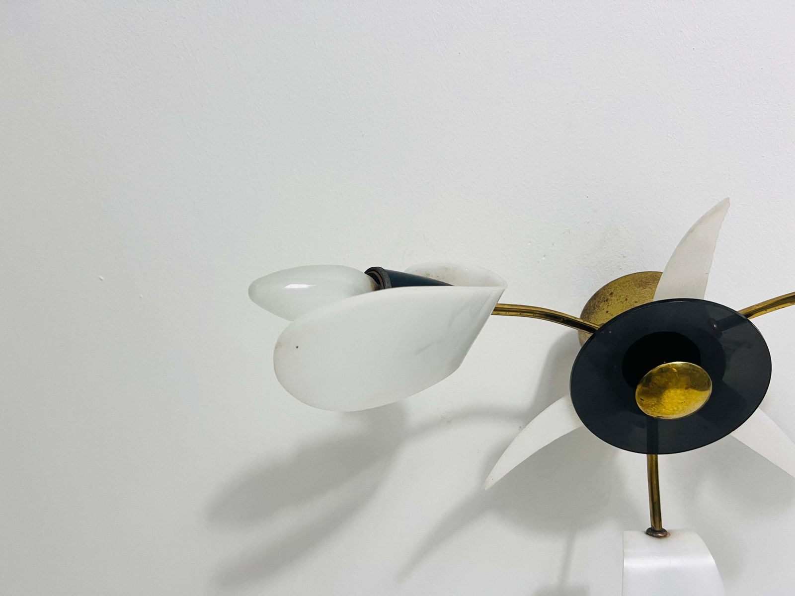 photo furniture Italian Midcentury Brass 3 Arm Sputnik Chandelier, 1950s