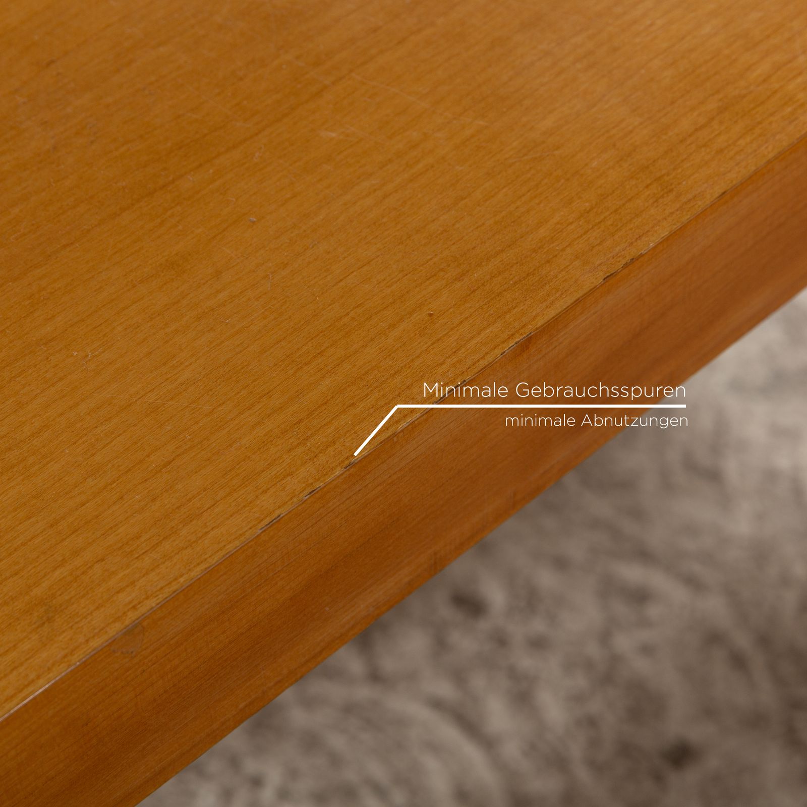 Table à manger Cassina Taliesin en bois de cerisier brun, par Frank Lloyd Wright photo vinterior