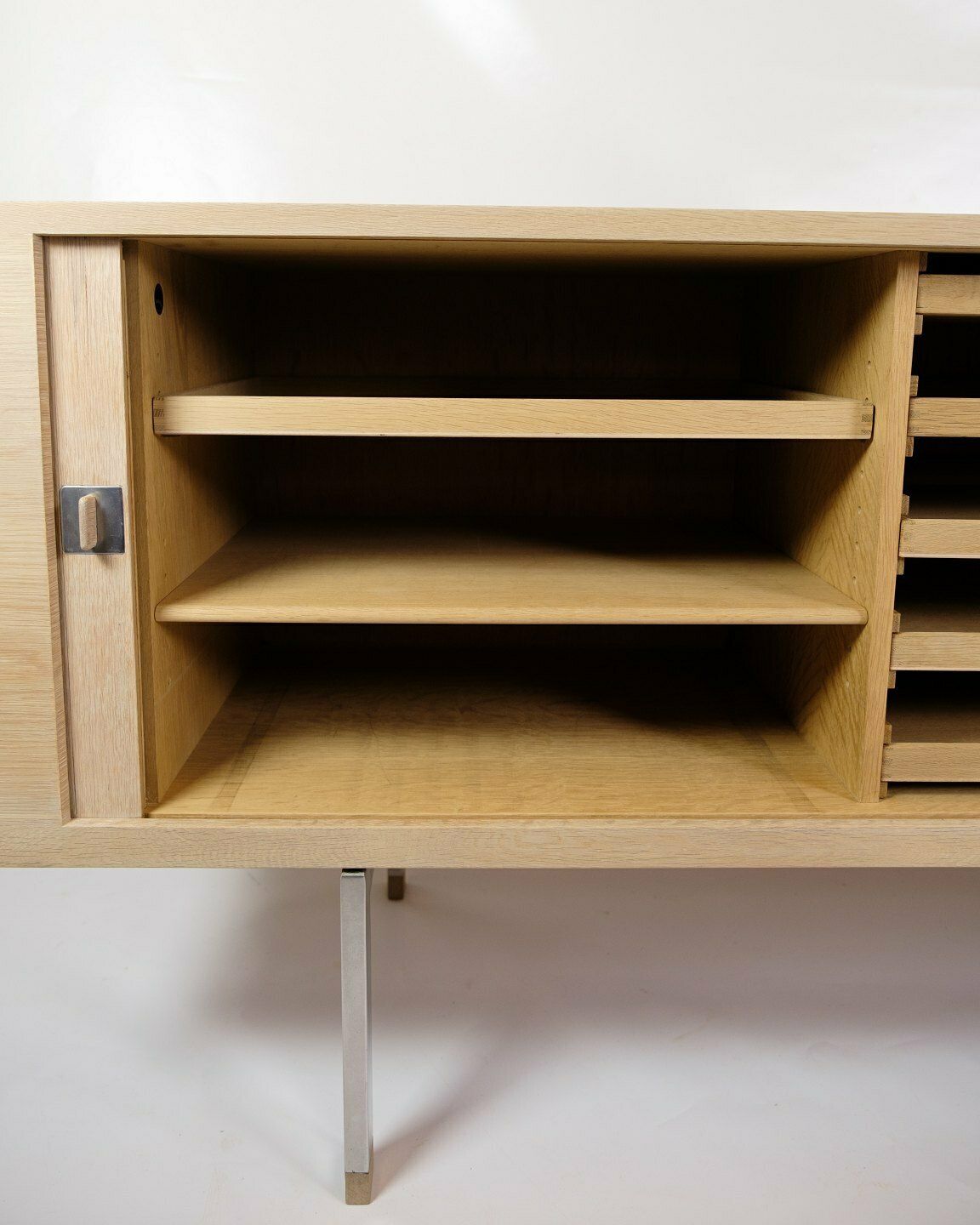 Sideboard Model Ry 25 In Oak By Hans J. Wegner For Ry Furniture From 1960s photo 7325.0