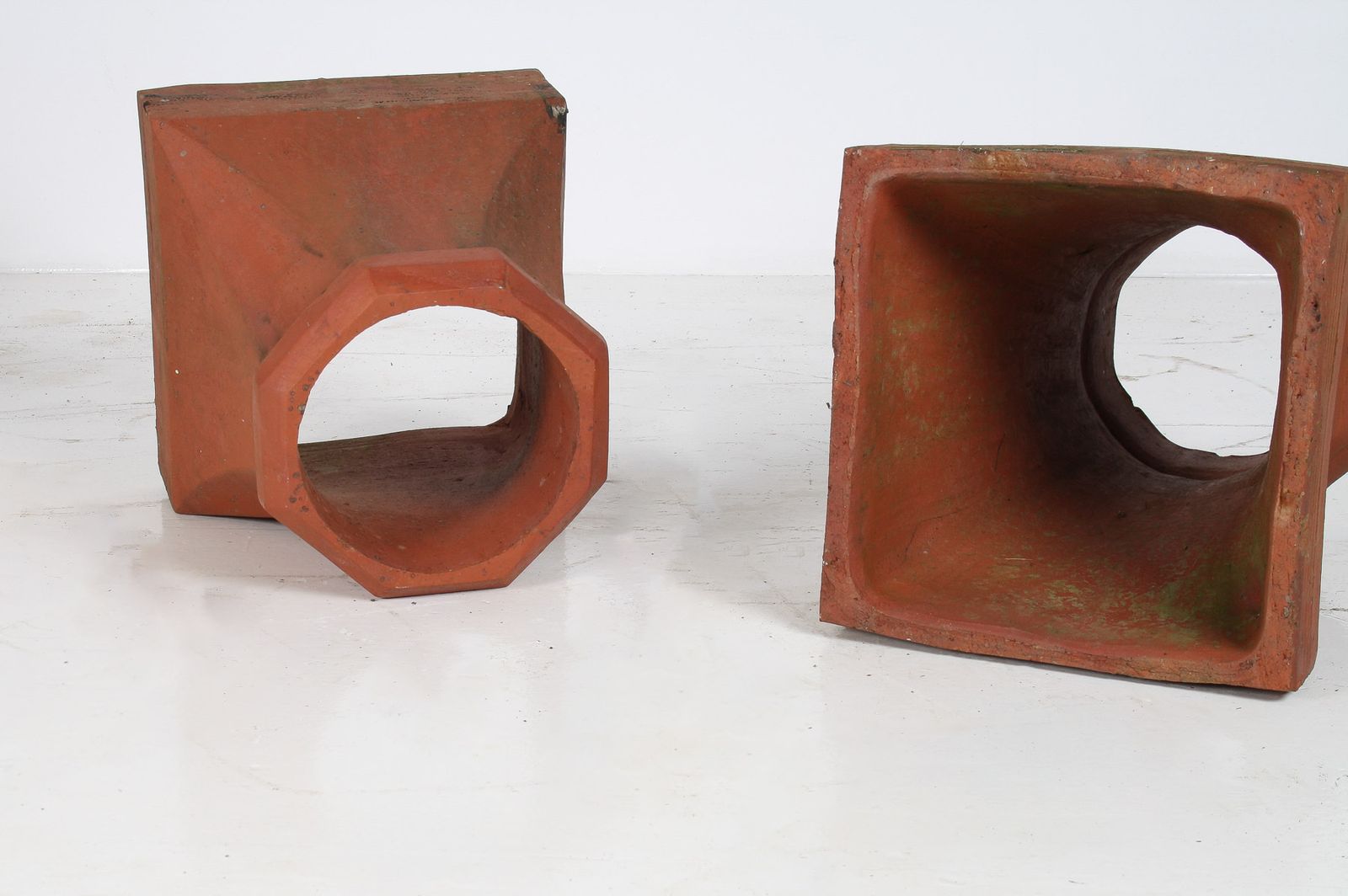 Garden Decor A Pair Of Victorian Red Clay Terrocotta Chimney Pots Garden Planters Rhubarb Forcer photo