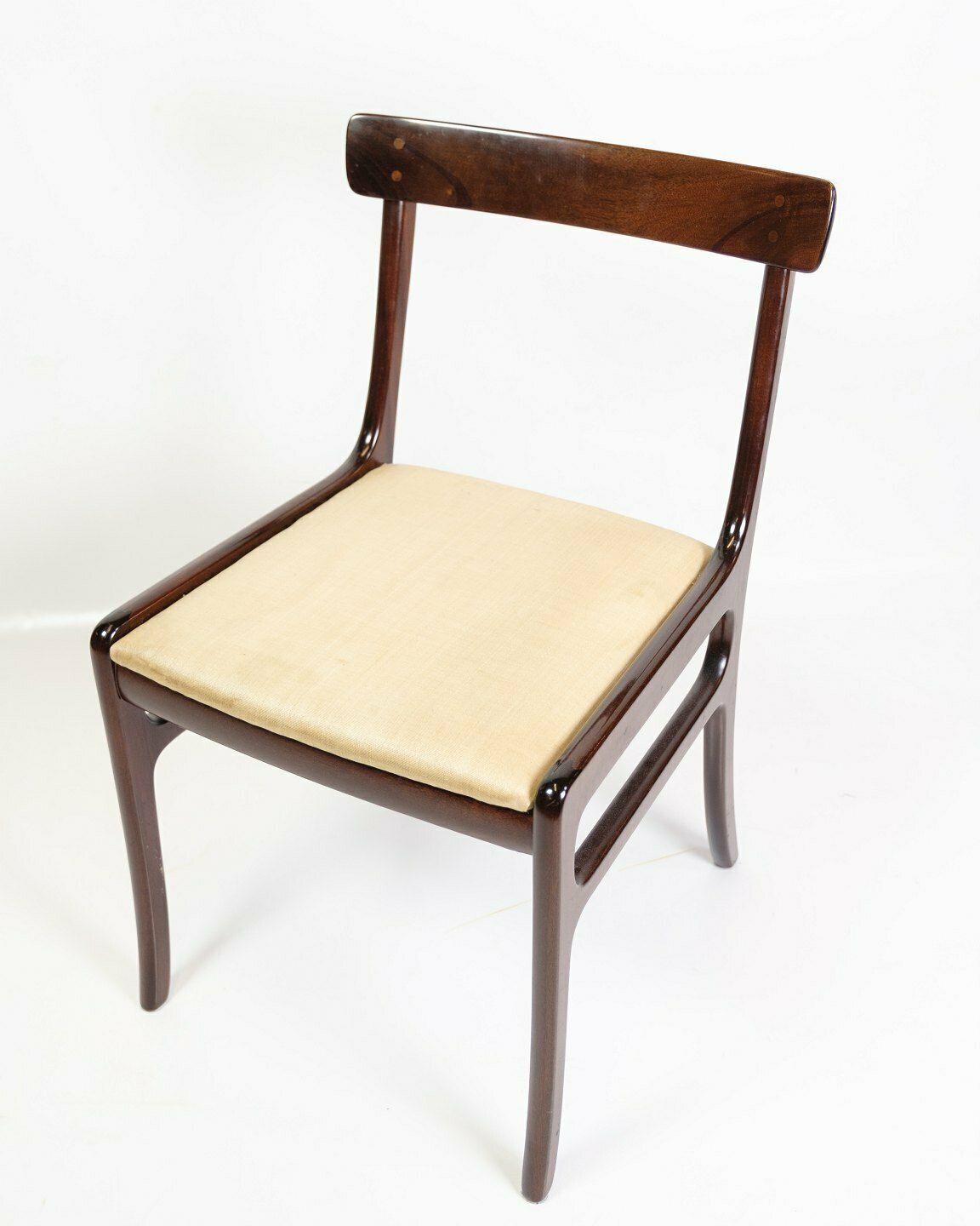 Set Of 6 Dining Chairs Model Rungstedlund In Mahogany & Upholstered In Light Fabric By Ole Wanscher For P. Jeppesen From 1960s photo for sale
