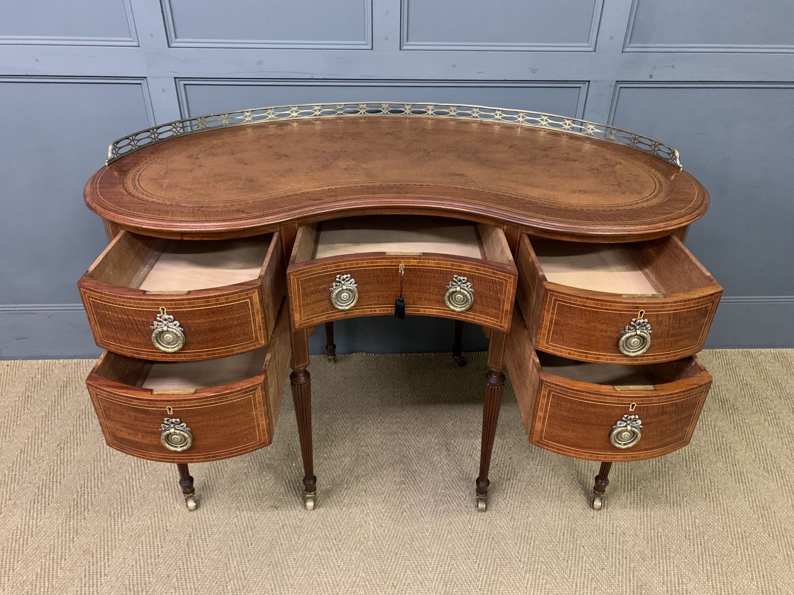 2250.0 Edwardian Inlaid Mahogany Kidney Desk photo