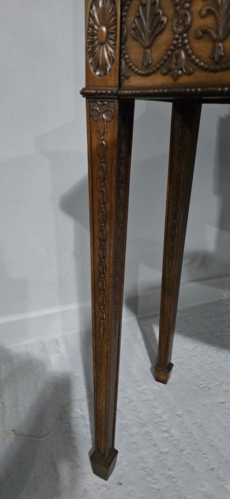 Top Quality Adams Mahogany Bookcase On Stand photo Furniture