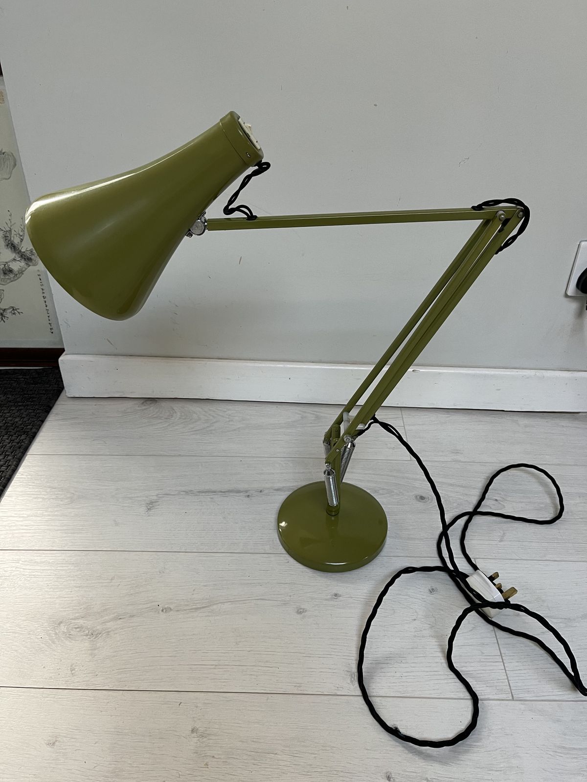 Herbert Terry Model 75 Angelpoise Lamp In Rare Green photo Lighting