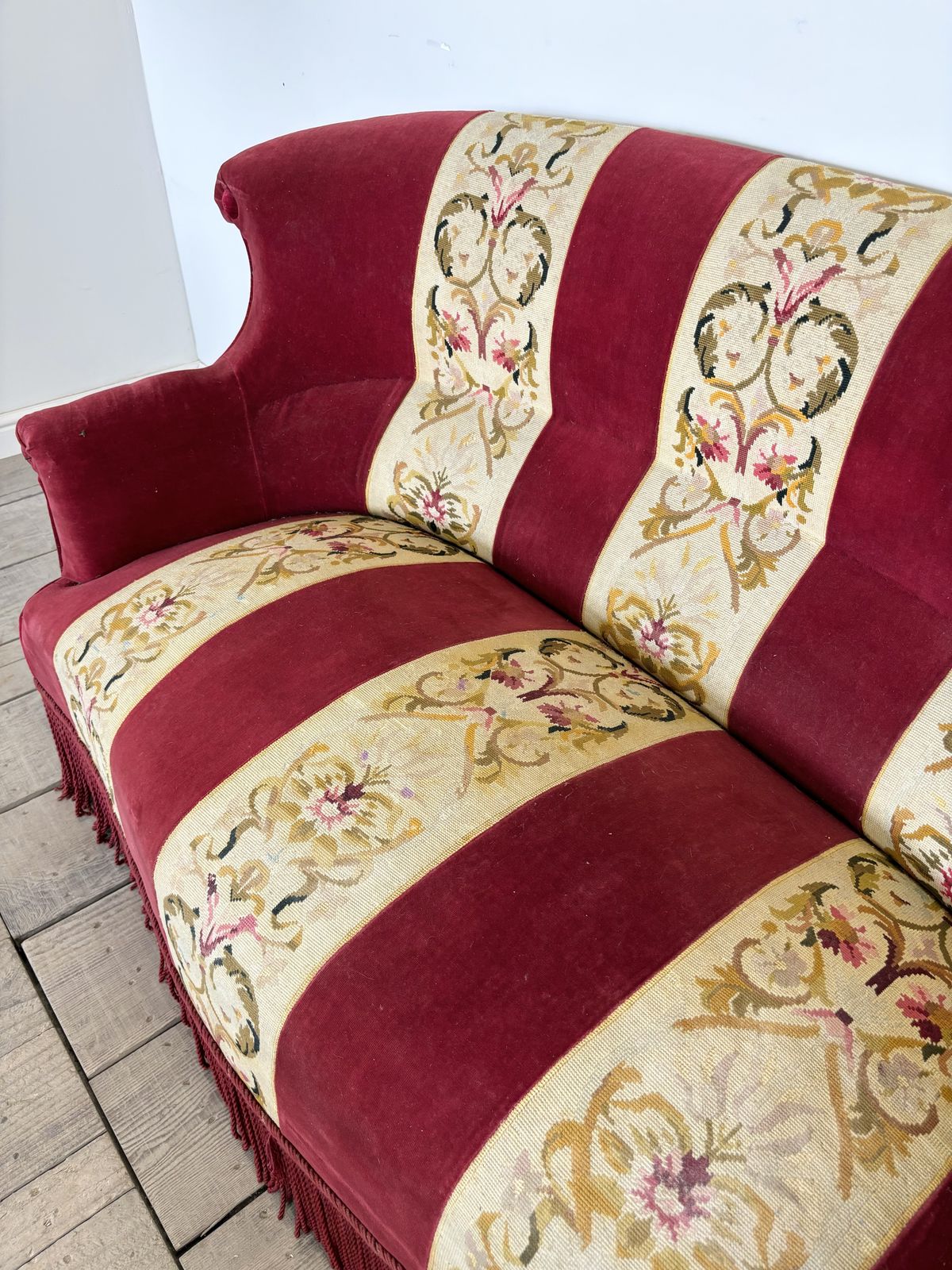 19th Century Antique French Napoleon Sofa photo furniture