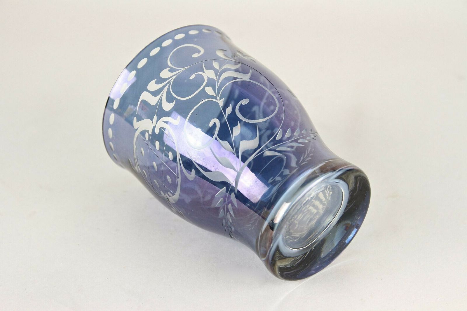 photo furniture 20th Century Purple/ Blue Iridescent Glass Vase/ Tumbler, Engraved, Cz Ca. 1920
