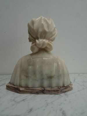 Early 20th Century Italian Marble Bust Of A Child photo vinterior