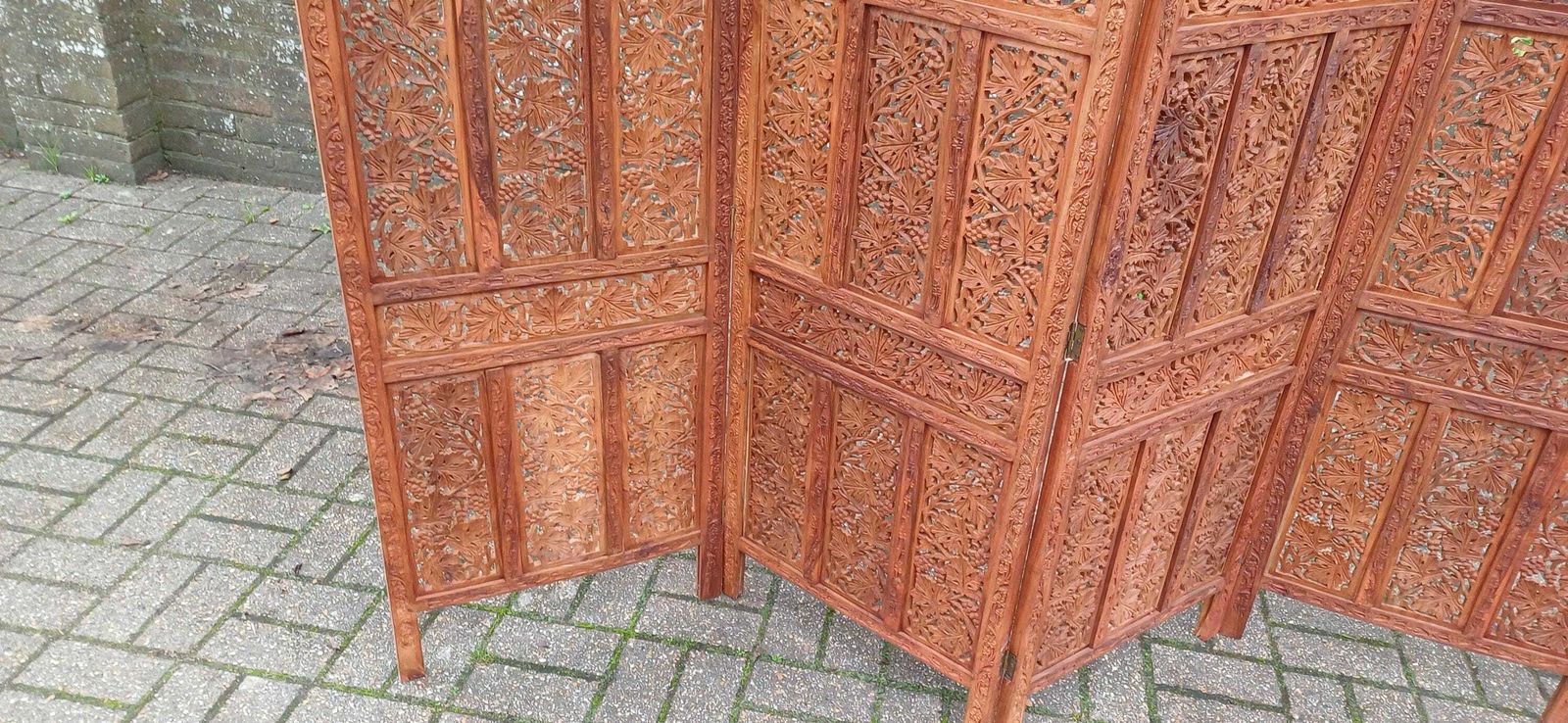 Huge Top Quality 70s/80s Carved Folding Screen Room Divide Grapevine & Middle Eastern Motif Heavy Vintage Room Divider Free Hand Delivery photo 596.0