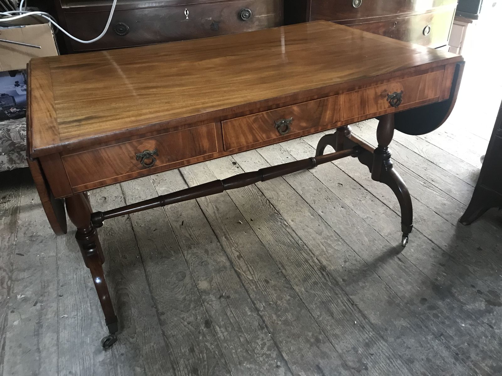 Large Georgian Mahogany Table From A Very Exclusive Country House / Hotel . photo vinterior