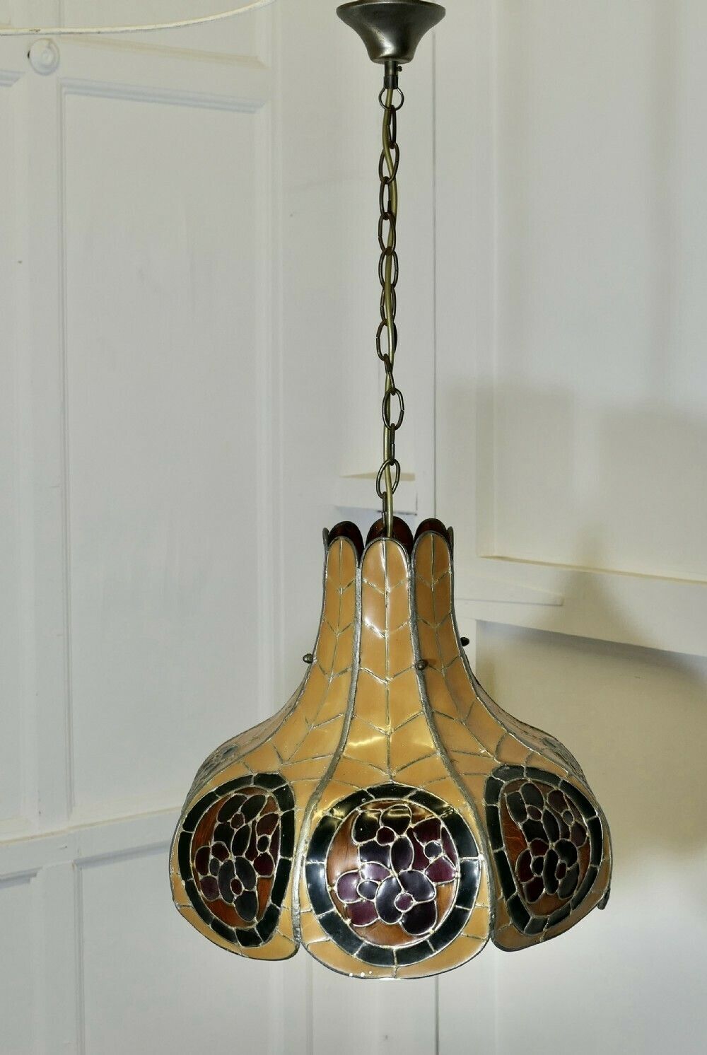 photo furniture Pop Art Classic, A 1960s Tiffany Style Moulded Leaded Ceiling Shade