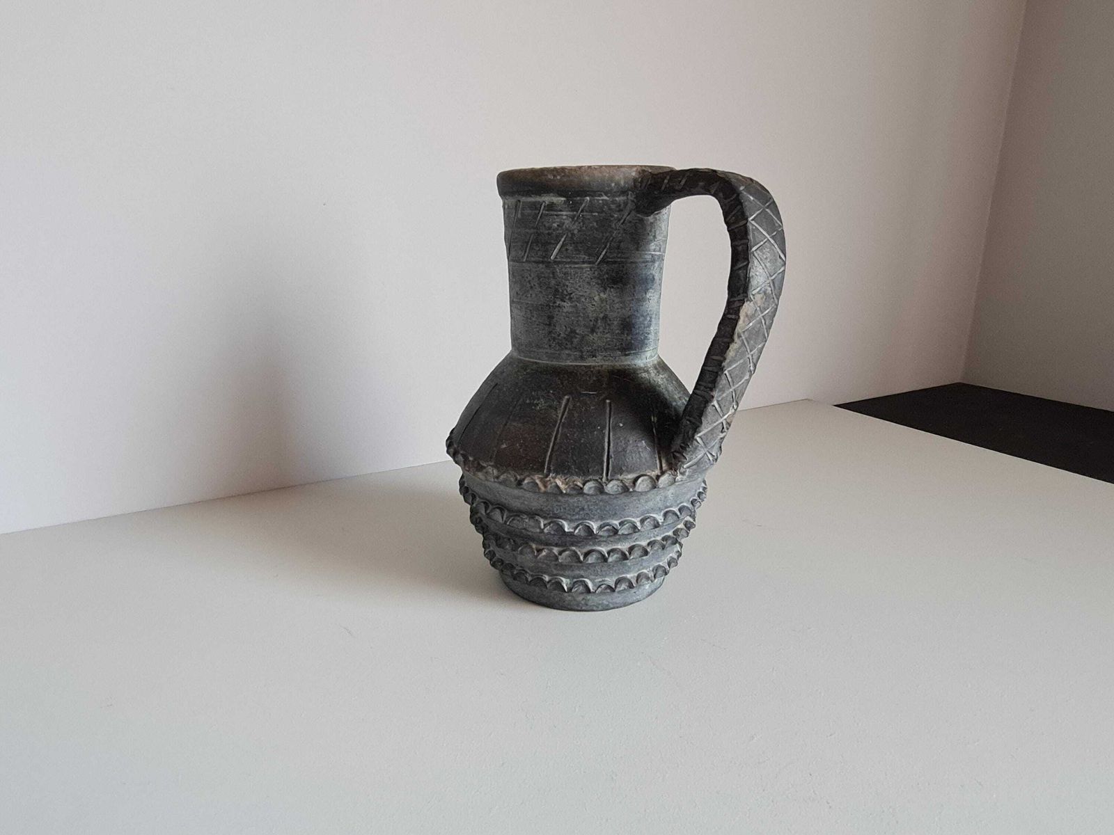 Terracotta Vase By Spanish Artist Joaquim Almeda Ferre / 1970 / Ceramic / Vintage / Mid Century / 20th Century photo vinterior