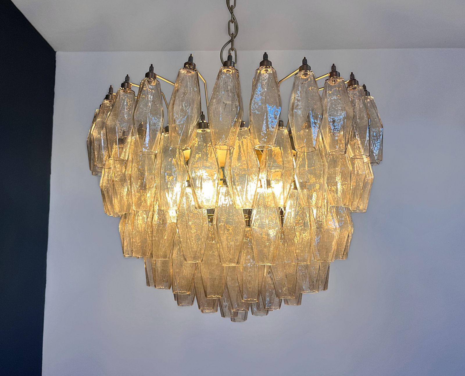 Amazing Murano Glass Candelier – 111  Smoked Poliedri photo vinterior