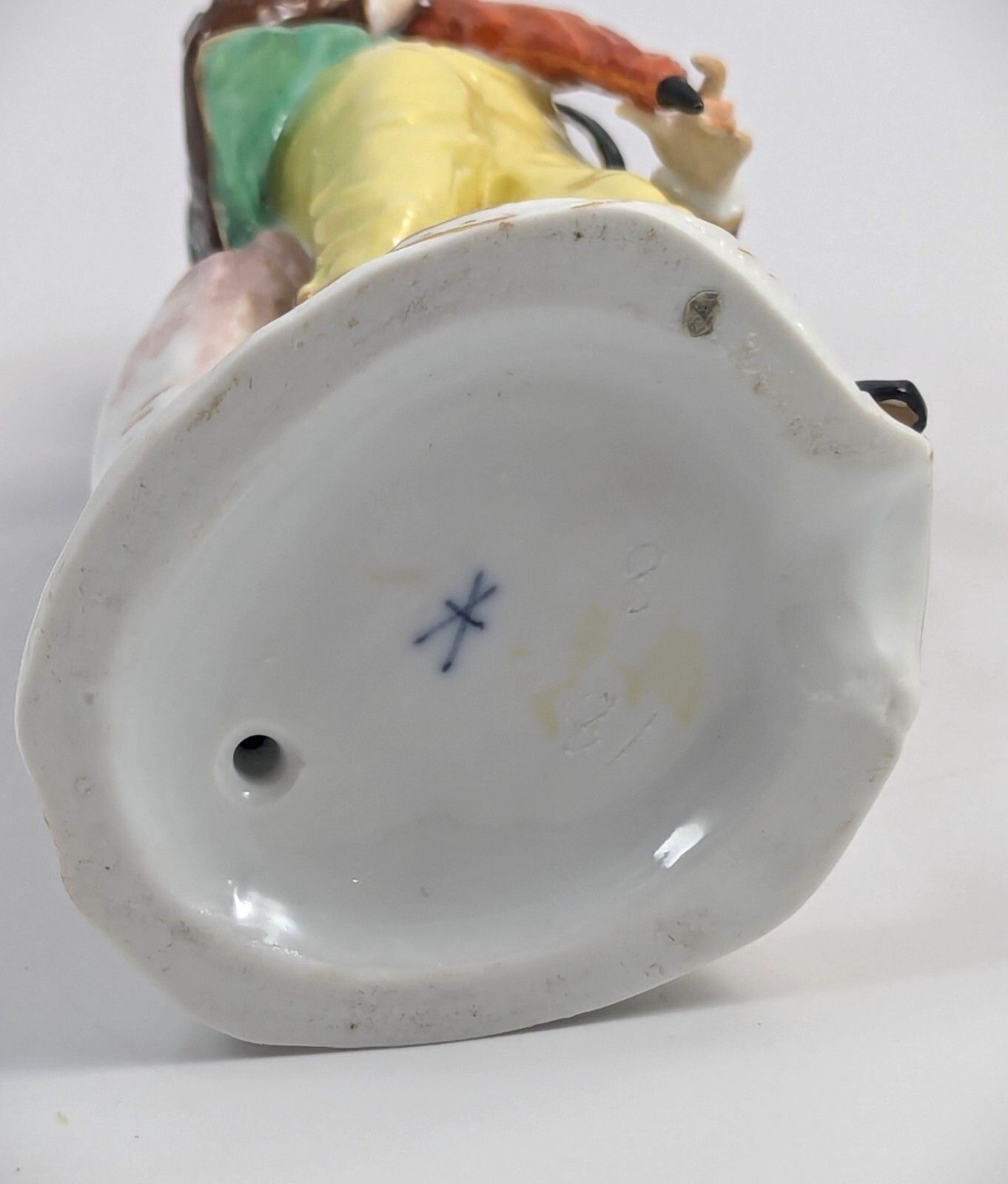 Porcelain Figurine “Umbrella Seller,” Samson, France, 1860 photo vintage