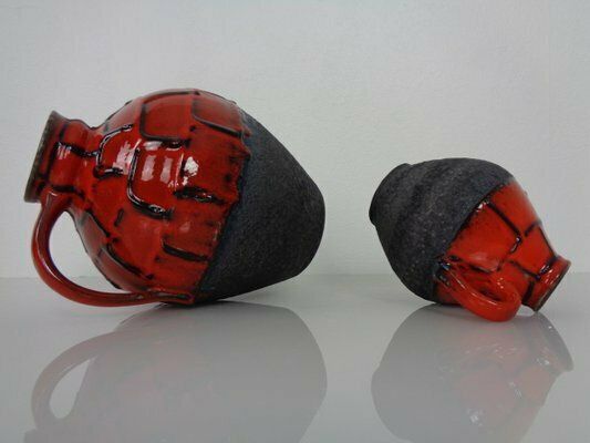 photo furniture Red & Black Lava Ceramic Vases By Heinz Siery For Carstens, 1960s, Set Of 2